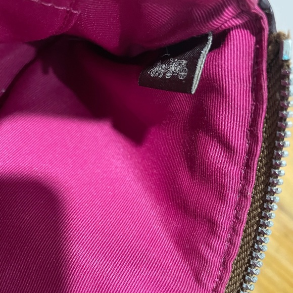 Coach card purse. Mini size. Used. Condition 6:10 - Picture 3 of 6